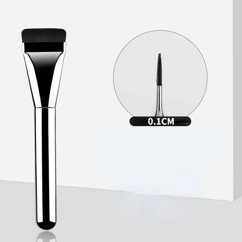 Ultra-Thin Foundation Contour Brush