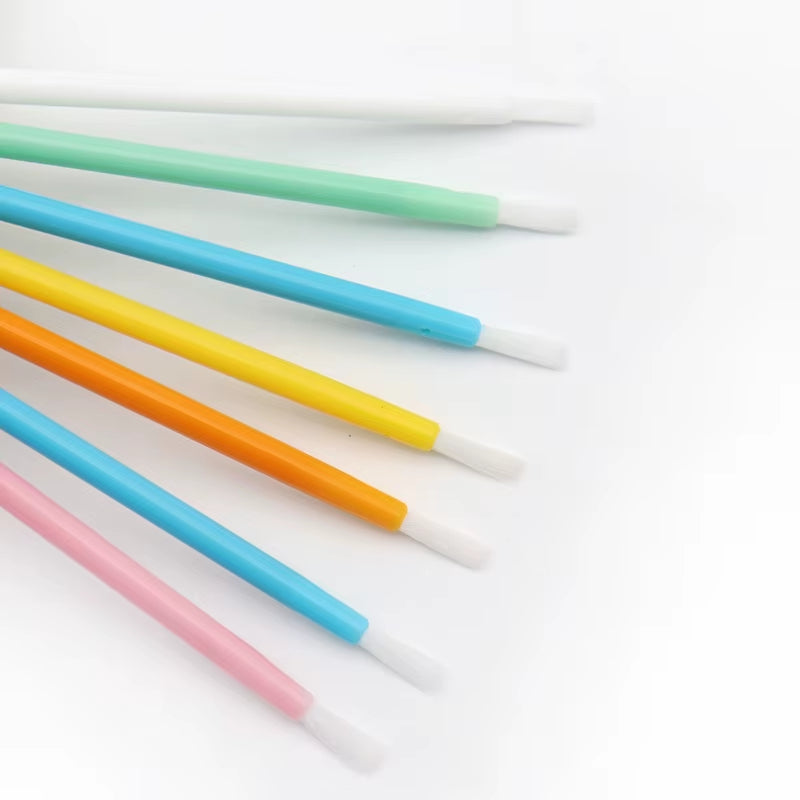 Disposable Nylon Lip Brush Set